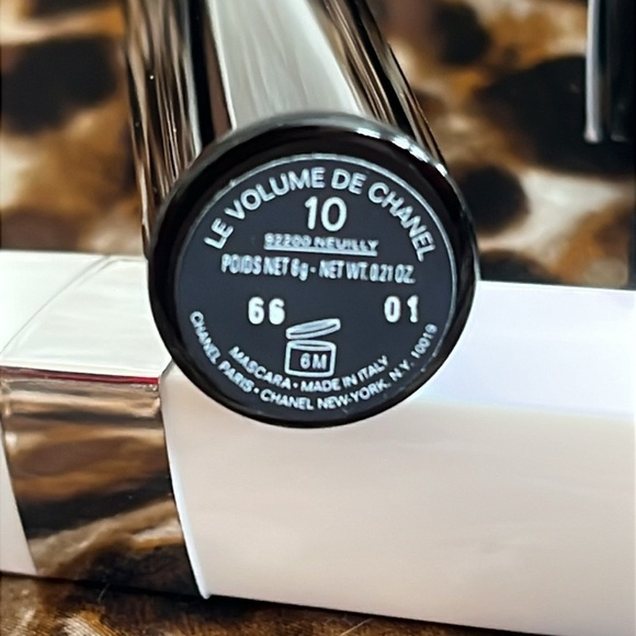 Brand New CHANEL Longwearing Eyeshadow Rouge Cosmos Lash Primer Black Mascara - Picture 8 of 15